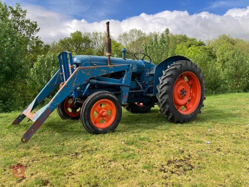 1957 FORDSON POWER MAJOR 2WD TRACTOR