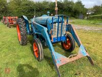 1957 FORDSON POWER MAJOR 2WD TRACTOR - 4