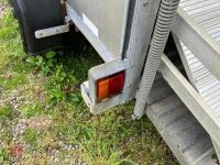IFOR WILLIAMS 10' LIVESTOCK TRAILER - 28