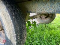 HYDRAULIC TIPPING TRAILER - 32