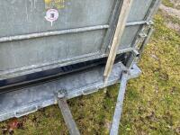 WM IRONWORKS FOOT BATH TRAILER - 32