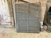 WM IRONWORKS FOOT BATH TRAILER - 58
