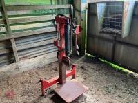 2015 HALL HYDRAULIC LOG SPLITTER - 3