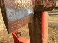 2015 HALL HYDRAULIC LOG SPLITTER - 20