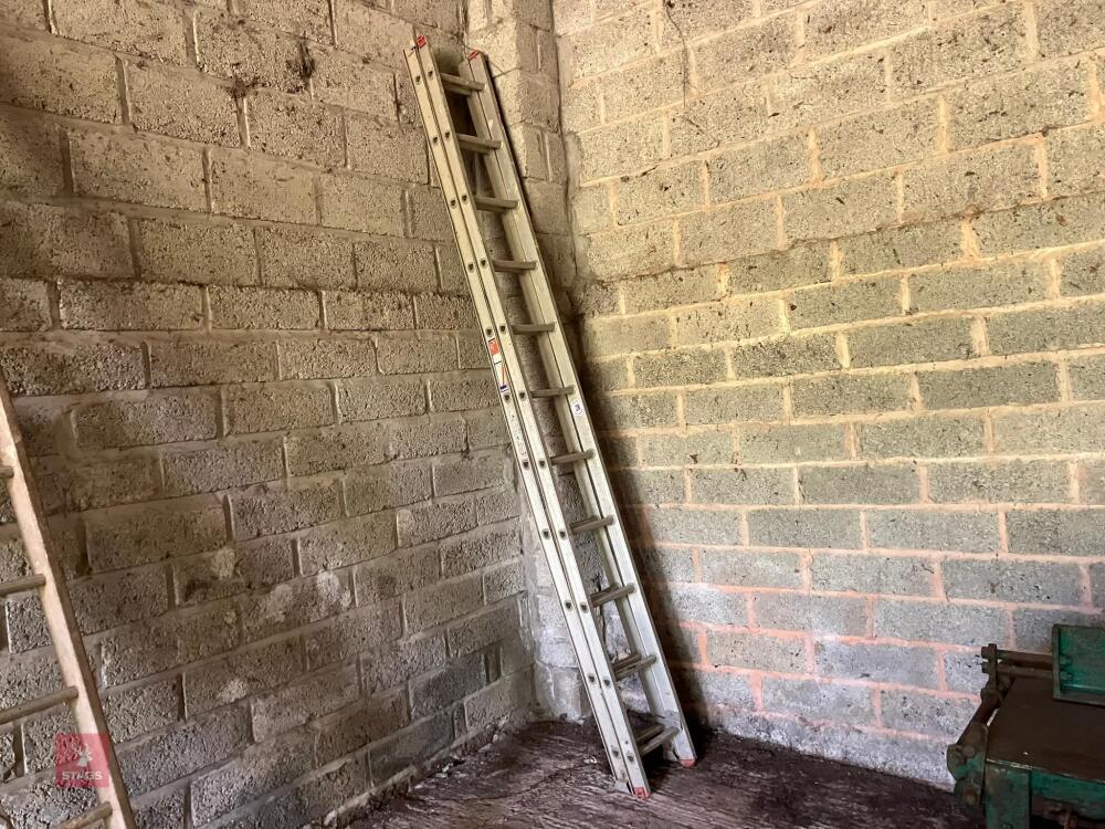 CLIMAX 5.6M ALUMINIUM LADDER