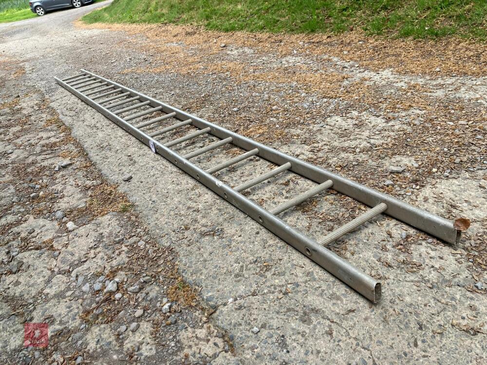15' ALUMINIUM LADDER
