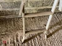 2 MIXED LADDERS - 6