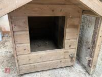 SMALL PET/DOG KENNEL - 3