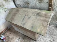 SMALL PET/DOG KENNEL - 4