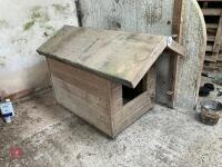 SMALL PET/DOG KENNEL - 7