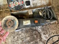 B & D GRINDER - 6