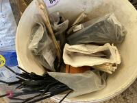 FIXINGS, STAPLES, CABLE TIES ETC - 3