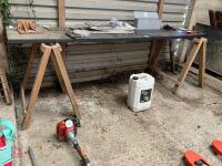 KITCHEN WORK TOP & 2 WOODEN TRESSLES