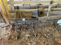 F20 METAL WORKING FORGE
