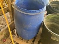 4 BARRELS & BINS - 6