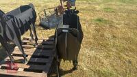 COW FIREPIT/ PLANTER - 3