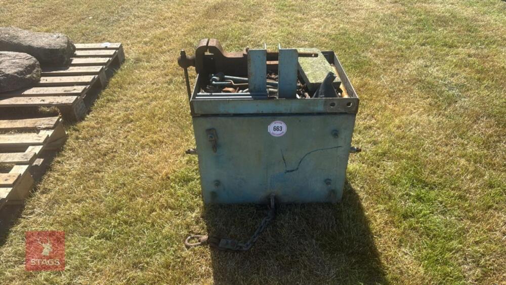 TRACTOR WEIGHT WITH VICE & TOWING EYE