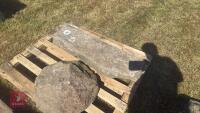 GRANITE MUSHROOM/SADDLE STONE - 4