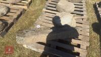 GRANITE MUSHRPOOM/ STADDLE STONE - 4