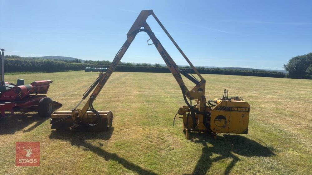 MMCCONNEL PA9058 HEDGE TRIMMER