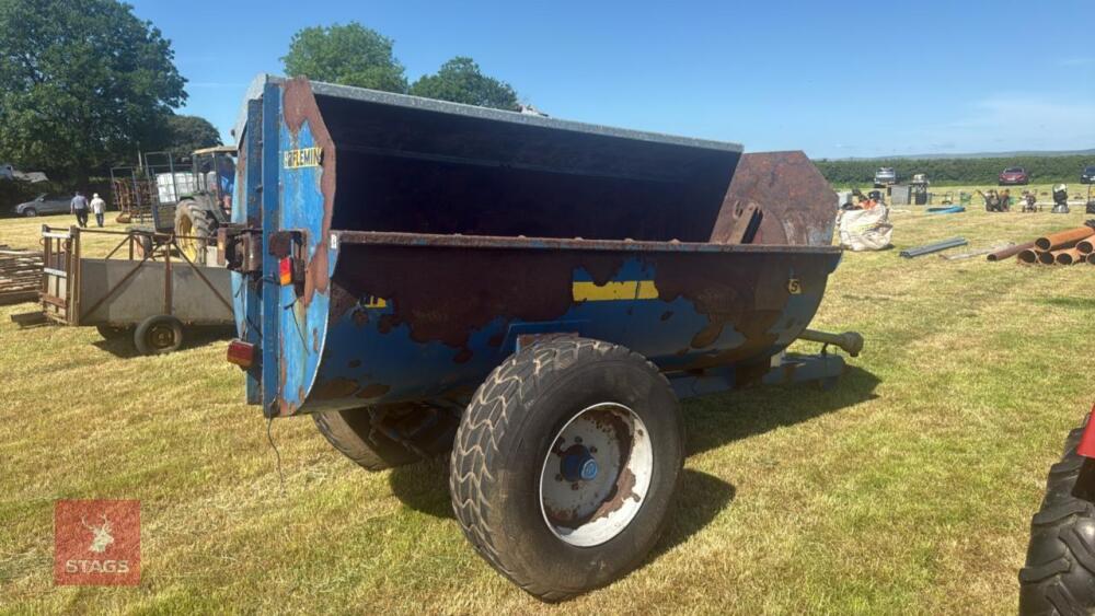 FLEMING M5700 ROTARY DUNG SPREADER