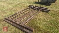 CATTLE BARRIERS & POSTS - 3