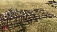 18' HYDRAULIC FOLDING CHAIN HARROWS - 5