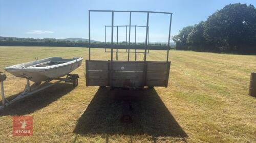 10' 7'' FLAT BALE TRAILER