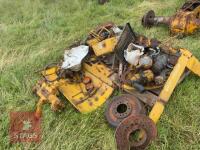 1960 MASSEY FERGUSON INDUSTRIAL TRACTOR - 6