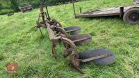 MASSEY FERGUSON CONVENTIONAL PLOUGH - 13