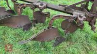 MASSEY FERGUSON CONVENTIONAL PLOUGH - 16