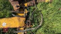LOADER BRACKETS - 3