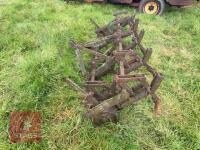 7' SPRING LEG SCUFFLE/CULTIVATOR - 8