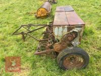 FERGUSON M20 SEED DRILL (S/R) - 8