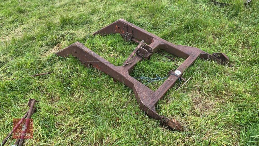 MASSEY FERGUSON FRONT LOADER FRAME