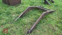 FRONT END LOADER FRAME/BOOM - 8