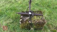 T BAR AND REAR WEIGHT - 3