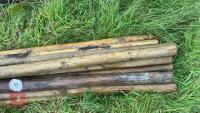 13 X 4'4'' WOODEN FENCE STAKES - 3