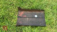 CONVENTIONAL BALE SLEDGE/SHUTE - 7