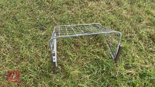 SMALL HAY RACK