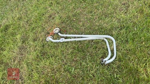 BOLT-ON LADDER ROOF HOOKS