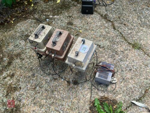 1 BATTERY CHARGER