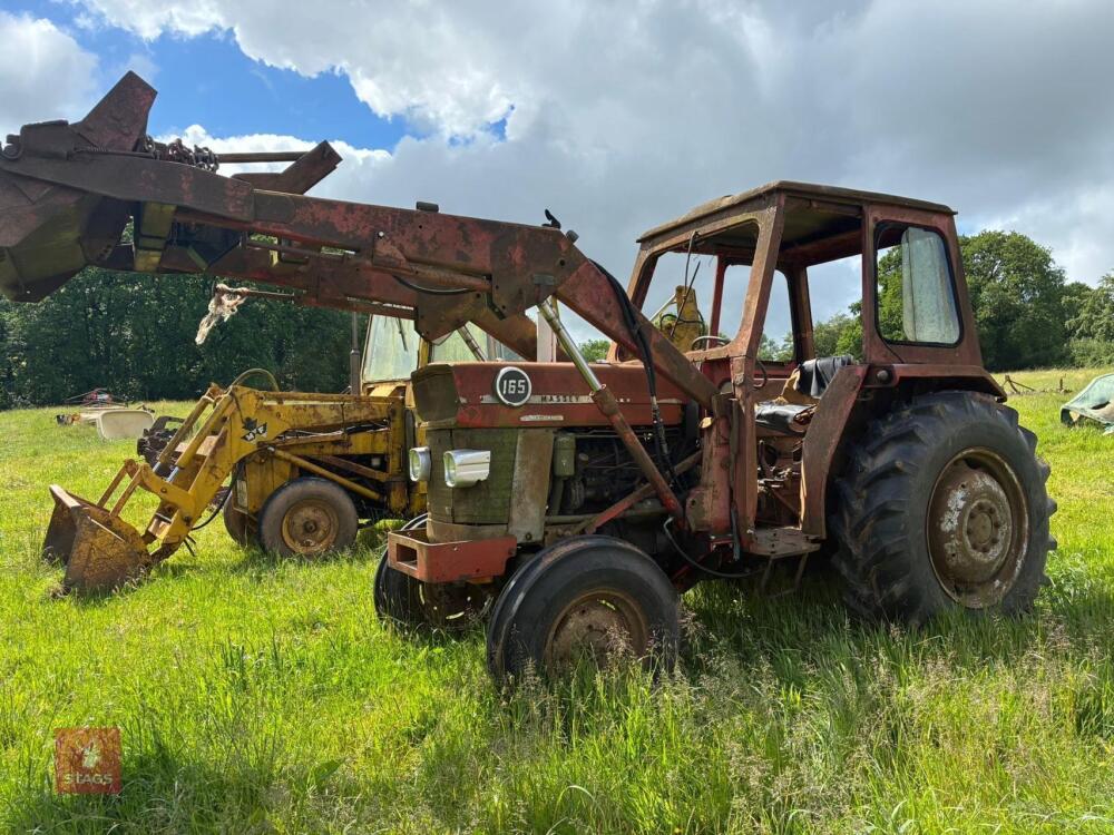 1976 MASSEY FERGUSON 165 2WD TRACTOR