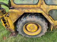 1969 MF INDUSTRIAL WHEELED DIGGER - 25