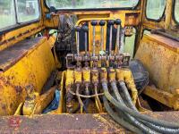 1969 MF INDUSTRIAL WHEELED DIGGER - 36
