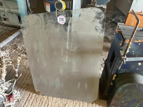 MASSEY FRONT WINDSCREEN