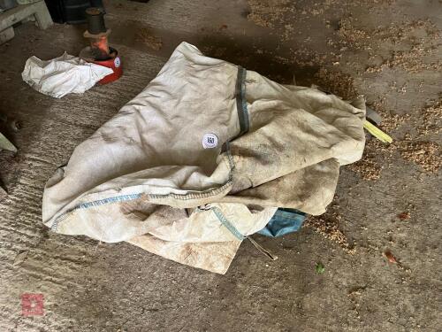 SELECTION OF 4 DUMPY BAGS