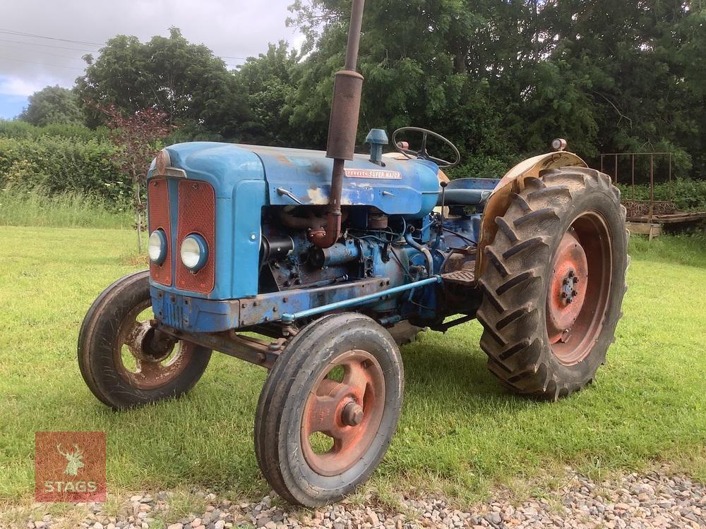 1962 FORDSON SUPER MAJOR 2WD LIVE DRIVE TRACTOR