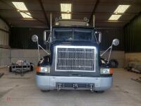 INTERNATIONAL NAVISTAR HIGHWAY TRUCK - 33