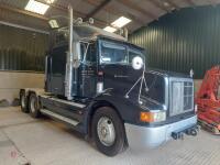 INTERNATIONAL NAVISTAR HIGHWAY TRUCK - 44